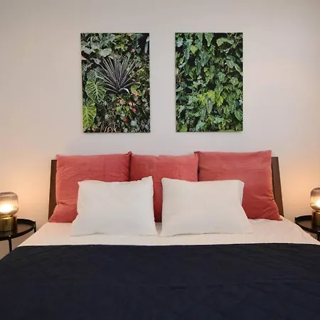 Old Town 2br With View ブラチスラヴァ
